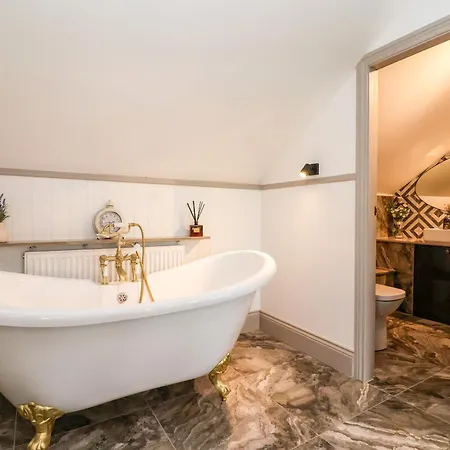 The Swans Nest Lock View 펜션 스킵턴