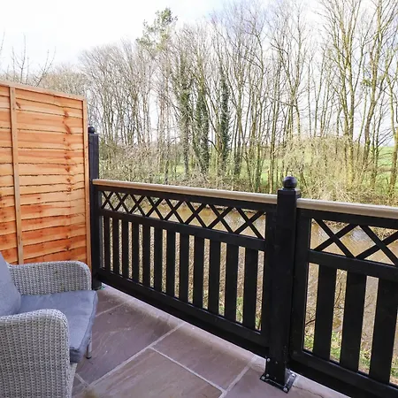 The Swans Nest Lock View Holiday home *