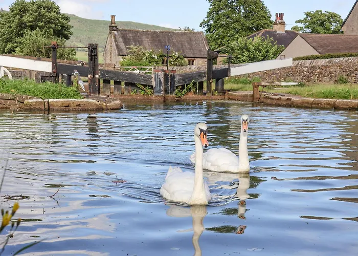 別荘 The Swans Nest Lock View スキプトン